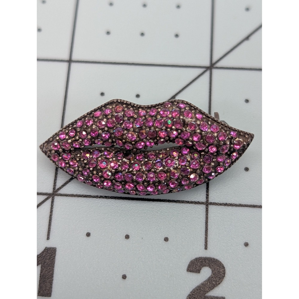 Pink Rhinestone Lip Brooch Gunmetal Tone Pave Crystal Mouth Pin Accessory